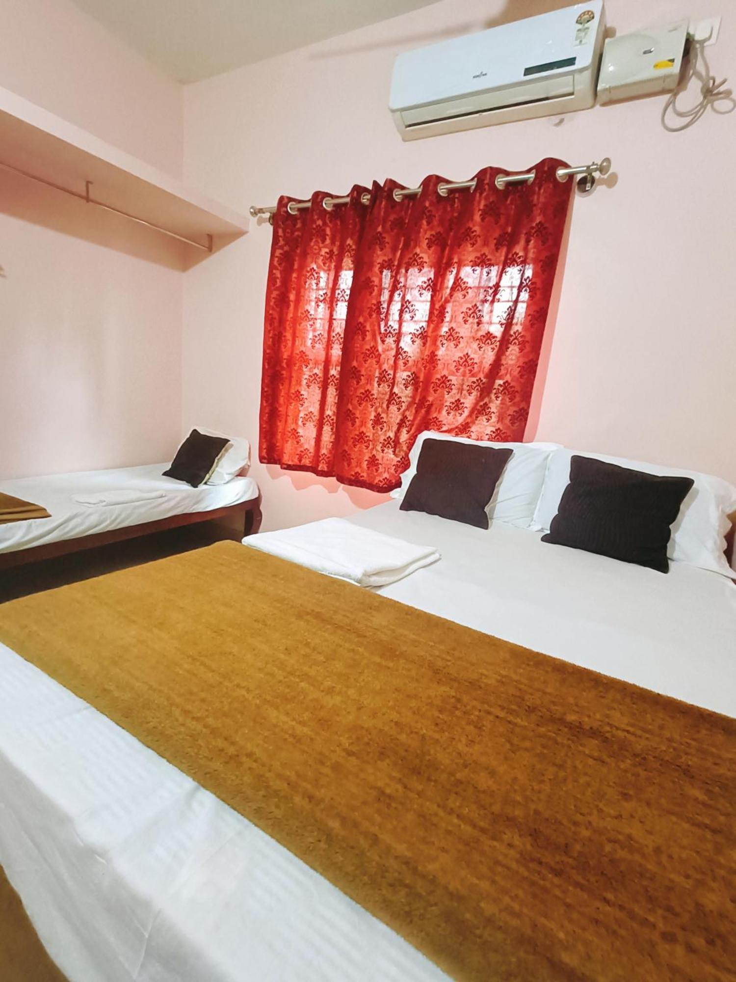 Maanyatha Home Stay Manipal Rom bilde