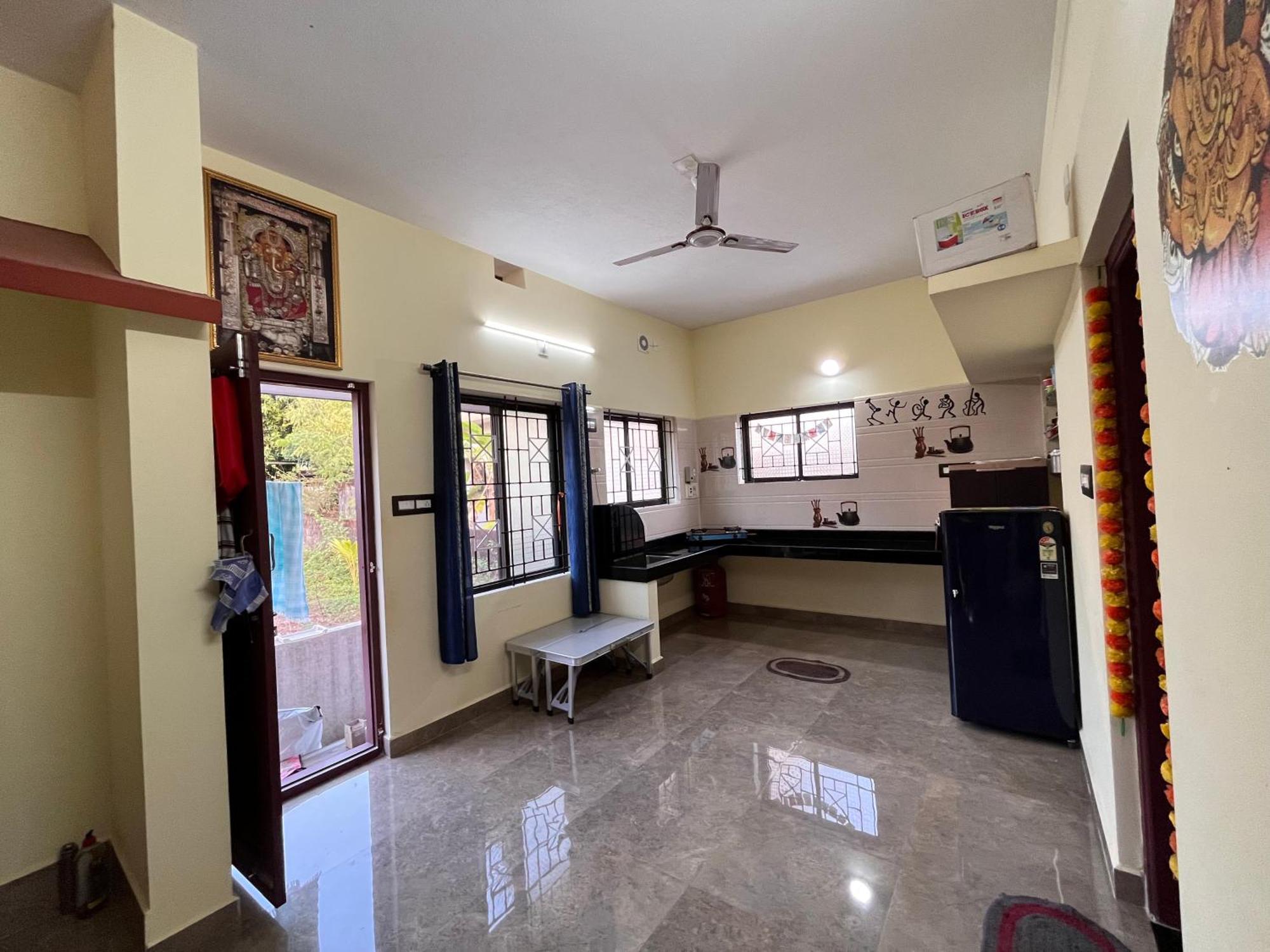 Maanyatha Home Stay Manipal Rom bilde
